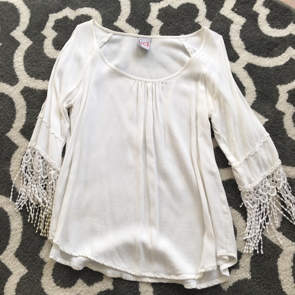 Lucy Love white open shoulder blouse. Size Medium
